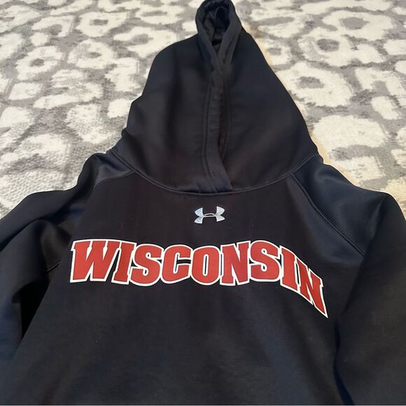 Wisconsin Under Armour Hoodie Small - Picture 2 of 3